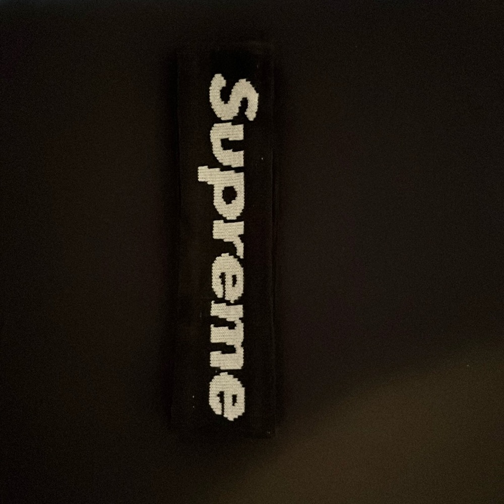 SUPREME One-Size Black Headband FW18